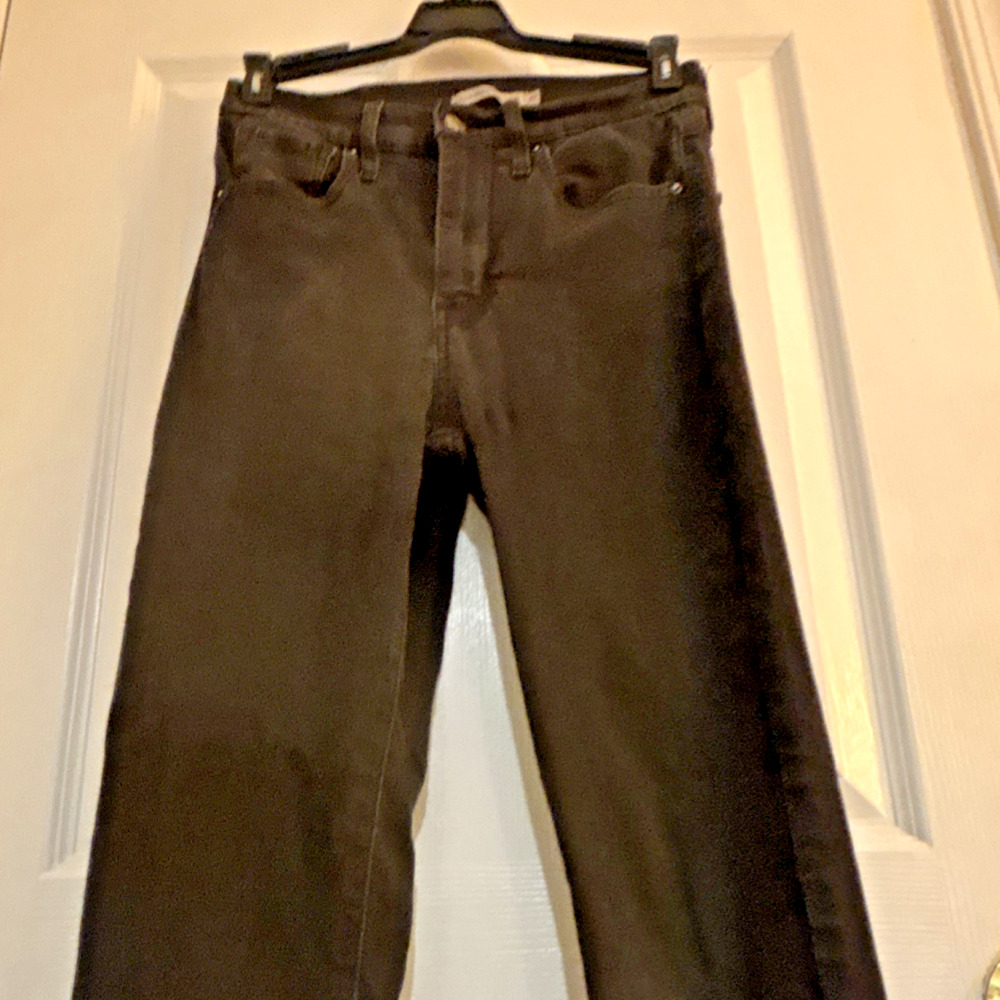 Levi's 724 Women's High Rise Straight Black Stretch Denim Jeans, 5-Pocket